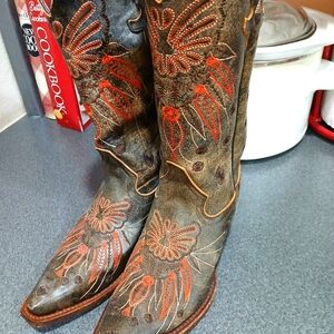 VGUC MACIE BEAN WEATHERED BROWN/ORANGE COWBOY BOOTS, 6M